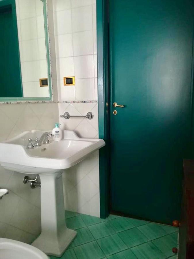 Smile House Castelbuono Apartment Ngoại thất bức ảnh